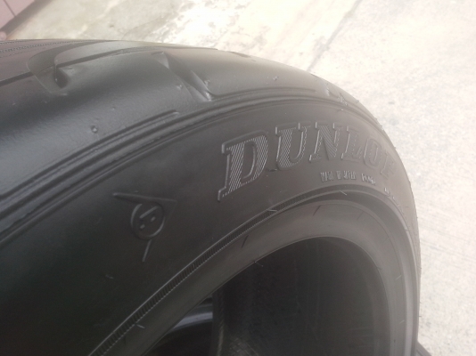 ยางซิ่ง Dunlop direzza sport Z1 ปี12 1ชุดสวยๆ(ปรับราคา10000) ยางซิ่ง Dunlop direzza sport Z1 ปี12 1ชุดสวยๆ(ปรับราคา10000)