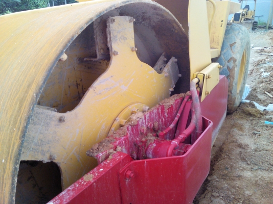 ขายรถบดDINAPAC10 ตัน  พร้อมใช้ราคาถูก