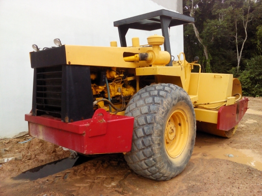 ขายรถบดDINAPAC10 ตัน  พร้อมใช้ราคาถูก
