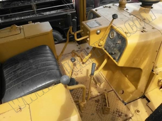 รถแทรคเตอร์MITSUBISHI CATERPILLAR