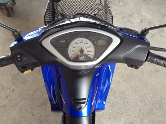 ขาย!!! เวฟ125ไอ สต๊าทมือ สภาพสวย ปี48 รถเครื่องดีคับ ทะเบียนครบ ภาษี57