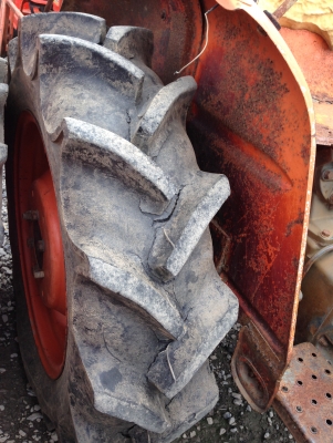 โล็ะไปเลยครับ KUBOTA L2608 เก่าไทยตามสภาพนะครับ เครื่องติดขับได้ โล็ะไปเลยครับ KUBOTA L2608 เก่าไทยตามสภาพนะครับ เครื่องติดขับได้