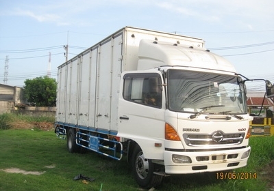 ขาย Mega 500 ตู้สิบบาน 7.6 m วิ่งน้อย รถสวยพร้อมใช้ โทร 088-4501277