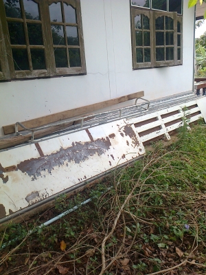 ขายแผงข้าง สามมิตร