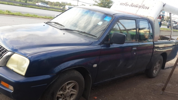 2001MITSUBISHI, L200 STRADA 2.5 MEGACAB GL