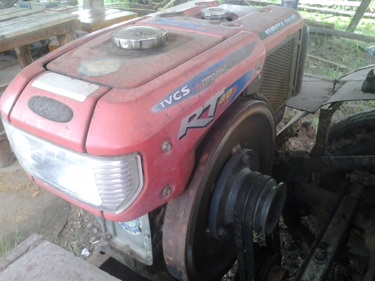 ขายเครื่องรถไถRT90สภาพเครื่องดีของคูโบต้า ขายเครื่องรถไถRT90สภาพเครื่องดีของคูโบต้า