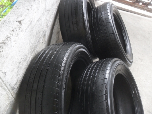 ยาง YOKOHAMA 215/60R17 ปี10 สวยๆ 4 เส้น ราคา 2000 บาท ยาง YOKOHAMA 215/60R17 ปี10 สวยๆ 4 เส้น ราคา 2000 บาท