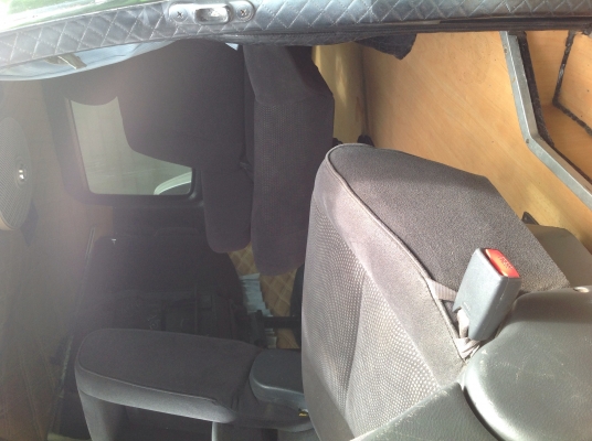 รถตู้ มิตซูบิสชิ L300