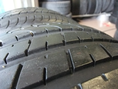 ยาง Pirelli 245/40/18 ปี 11 ยาง Pirelli 245/40/18 ปี 11