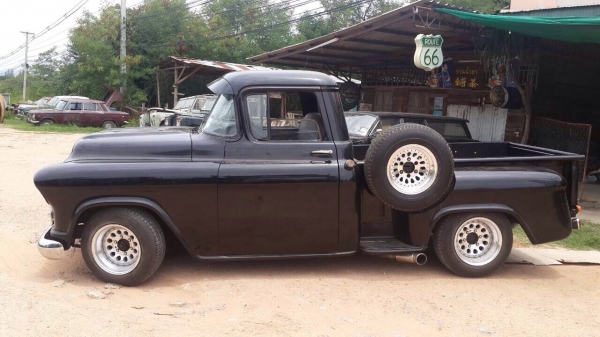 Chevrolet apache 1957