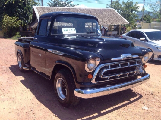 Chevrolet apache 1957