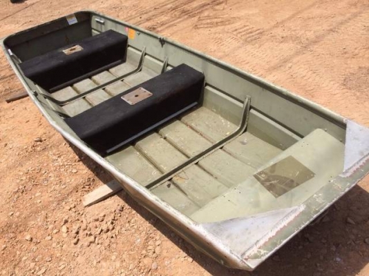 ขายเรือนั่งอลูมิเนียม 12 ฟุต นำเข้าจากญี่ปุ่น ติดต่อ 081-2990958/089-8368497 (เจ้าของขายเอง)