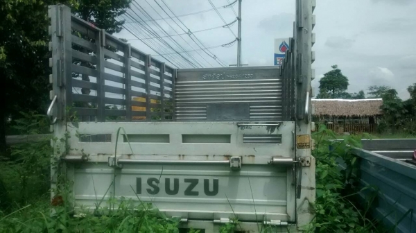 กระบะบรรทุกสแตนเลส กว้่าง 2.10M ยาว 4.30M สภาพดี พร้อมใช้