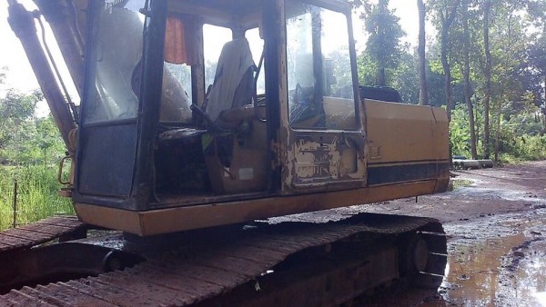 ขายแบคโฮ  CAT EL200B  เครื่อง CAT 3116