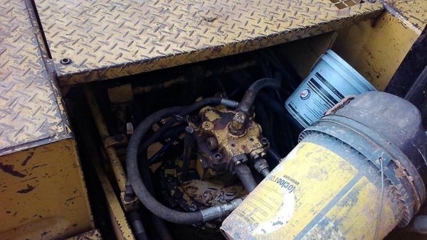 ขายแบคโฮ  CAT EL200B  เครื่อง CAT 3116