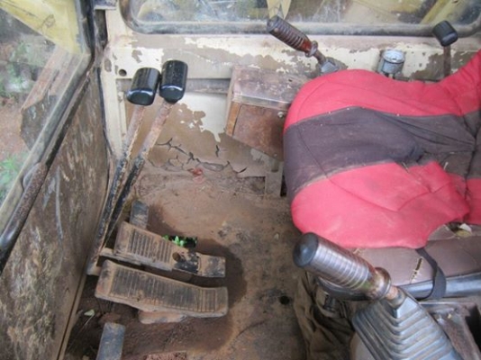 ขายแบคโฮ  CAT EL200B  เครื่อง CAT 3116