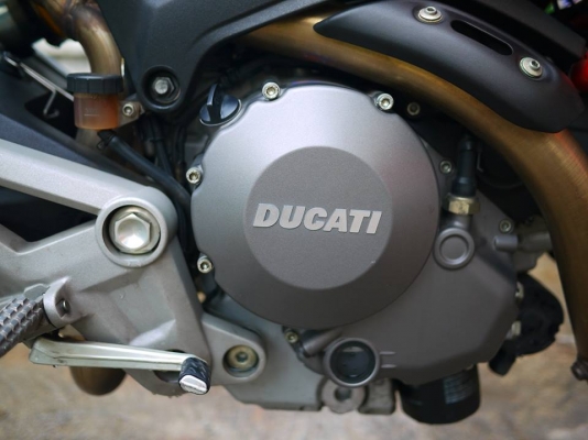 ขาย Ducati Monster 696 รถมือเดียว พร้อมทะเบียนแท้เลข 696ตรงรุ่น รถศูนย์ทองหล่อ สภาพแจ๋มๆ วิ่ง 9xxx