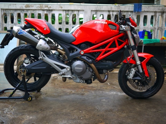 ขาย Ducati Monster 696 รถมือเดียว พร้อมทะเบียนแท้เลข 696ตรงรุ่น รถศูนย์ทองหล่อ สภาพแจ๋มๆ วิ่ง 9xxx ขาย Ducati Monster 696 รถมือเดียว พร้อมทะเบียนแท้เลข 696ตรงรุ่น รถศูนย์ทองหล่อ สภาพแจ๋มๆ วิ่ง 9xxx
