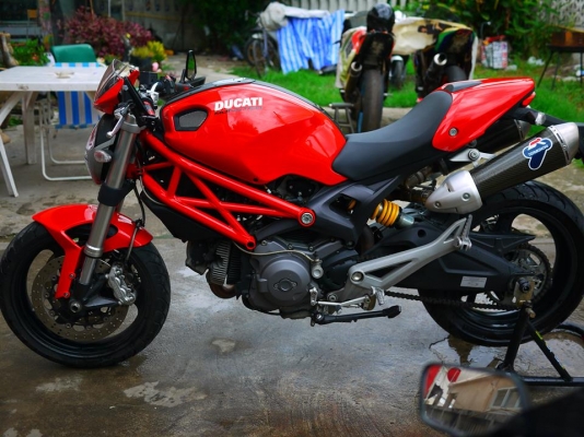 ขาย Ducati Monster 696 รถมือเดียว พร้อมทะเบียนแท้เลข 696ตรงรุ่น รถศูนย์ทองหล่อ สภาพแจ๋มๆ วิ่ง 9xxx ขาย Ducati Monster 696 รถมือเดียว พร้อมทะเบียนแท้เลข 696ตรงรุ่น รถศูนย์ทองหล่อ สภาพแจ๋มๆ วิ่ง 9xxx