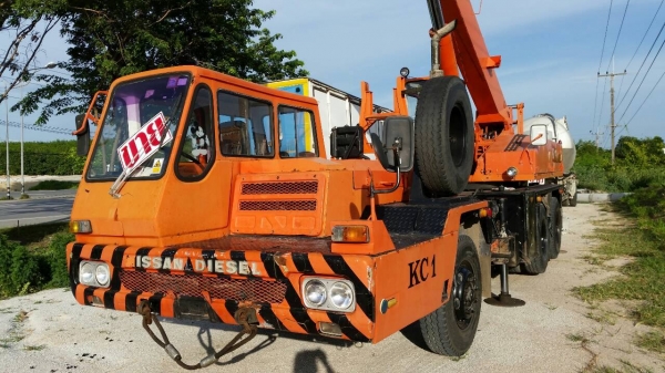 รถเครน 10 ล้อ TADANO