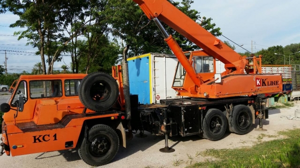 รถเครน 10 ล้อ TADANO
