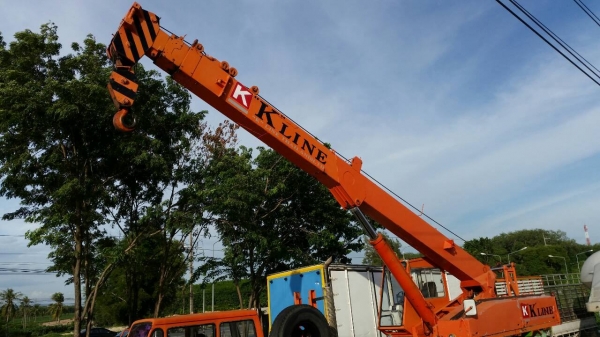 รถเครน 10 ล้อ TADANO