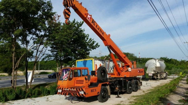 รถเครน 10 ล้อ TADANO