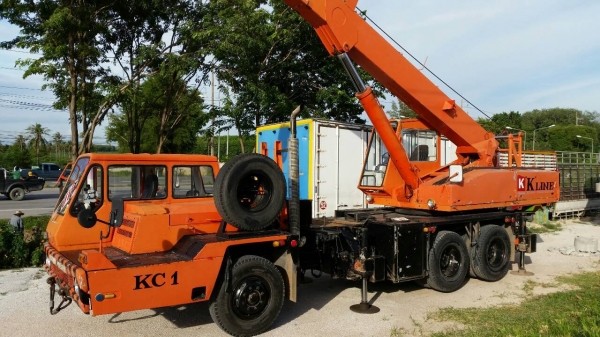 รถเครน 10 ล้อ TADANO