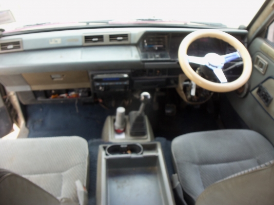 ขายรถตู้ไลท์เอช หลังคาสุง มีทะเบียน