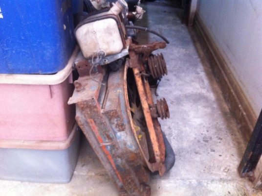 ขายหม้อนำ้พร้อมโครง ของเดิมใส่รถบัสนิสสันPE6เทอร์โบ ขายหม้อนำ้พร้อมโครง ของเดิมใส่รถบัสนิสสันPE6เทอร์โบ