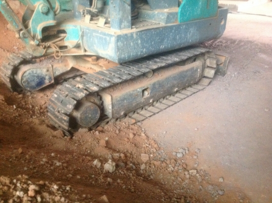 ขายรถขุดเล็ก KOBELCO sk28