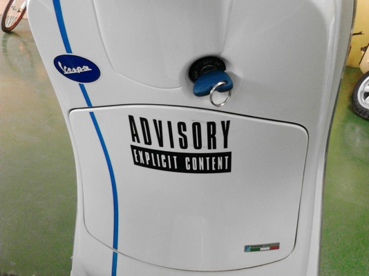 Vespa LX 125 IE ปี 2012 สภาพใหม่กริป  ชุดแต่งสวย