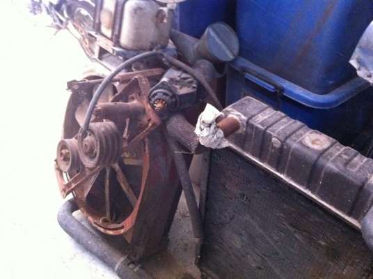 ขายหม้อน้ำบัสอิซุซู275ราคา4500บาท