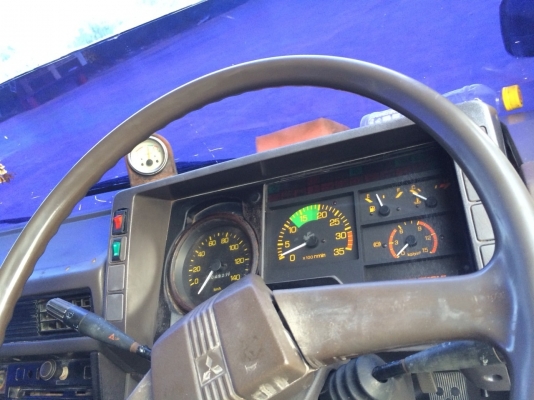 ขายด่วนหลงโบ TF 6649ดั้มสามมิตรลอนเฉียงสวยๆ รถไม่ช้ำ วิ่งดี ไม่สั่น ไม่กะพือ