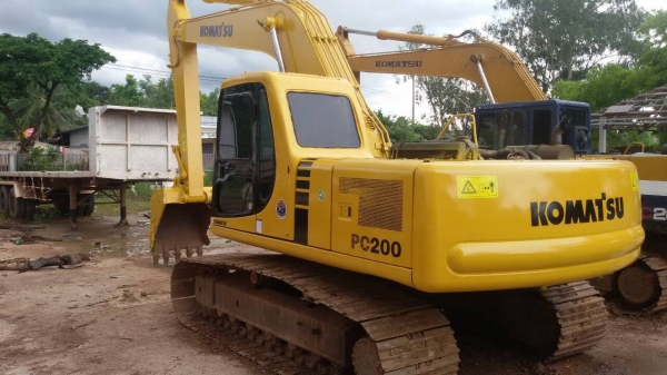 KOMATSU PC 200 -6