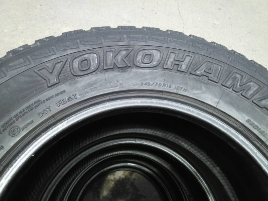 ขายยาง Yokohama 4 เส้น แถม Dunlop 2 เส้น