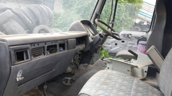 ็HINO หัวไฮเทค เครืองฮีโน่ WO6E 165 แรง แคชซี FD ช่วงล่าง 6น๊อต