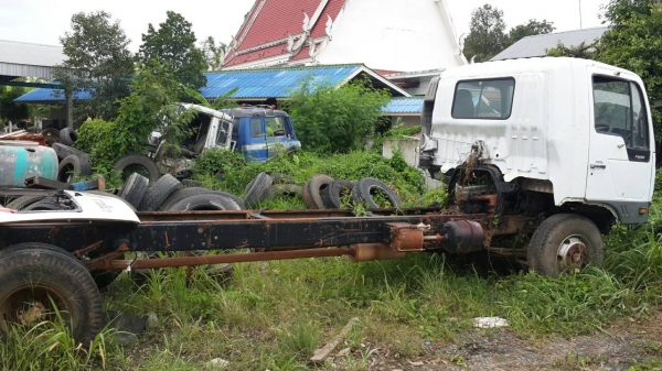 ็HINO หัวไฮเทค เครืองฮีโน่ WO6E 165 แรง แคชซี FD ช่วงล่าง 6น๊อต