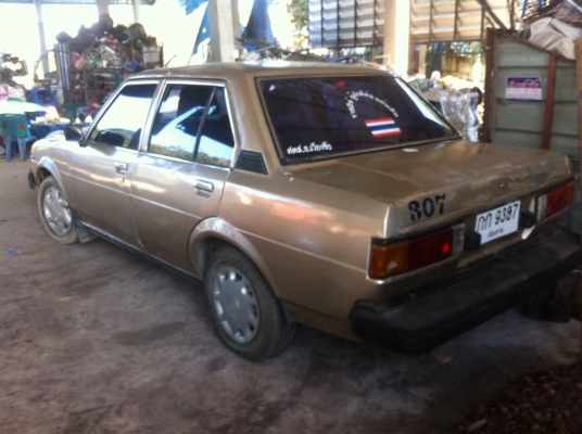 ขายรถเก๋งToyota. Ke70