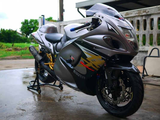 ขาย Suzuki Hayabusa ปี 2003 พร้อมทะเบียนแท้ 222 แปลงโฉมเป็นโฉมใหม่ล่่สุด