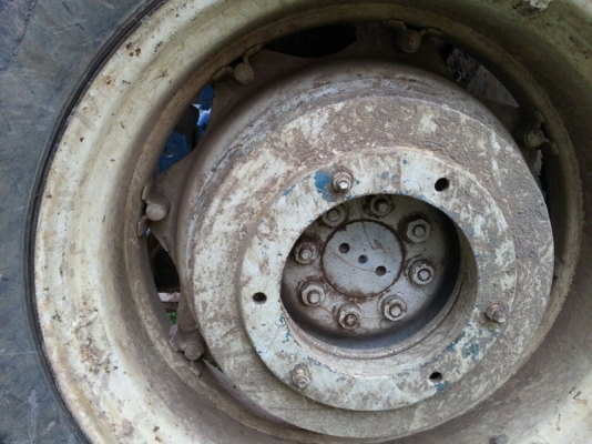 รถไถ 6610. สนใจติดต่อ 081 - 6079515 รถไถ 6610. สนใจติดต่อ 081 - 6079515