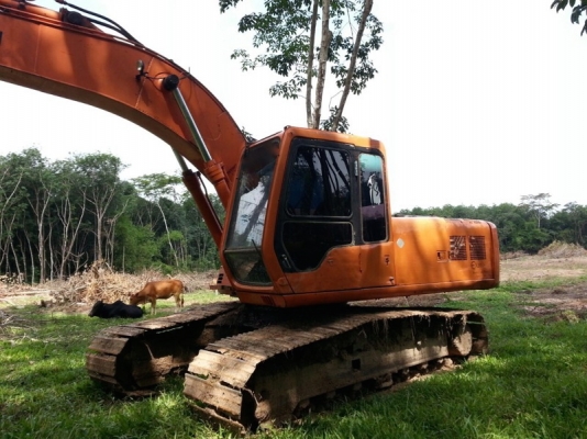 รถแบคโฮ HITACHl EX 200 - 2 สนใจติดต่อ 081 - 6079515 รถแบคโฮ HITACHl EX 200 - 2 สนใจติดต่อ 081 - 6079515