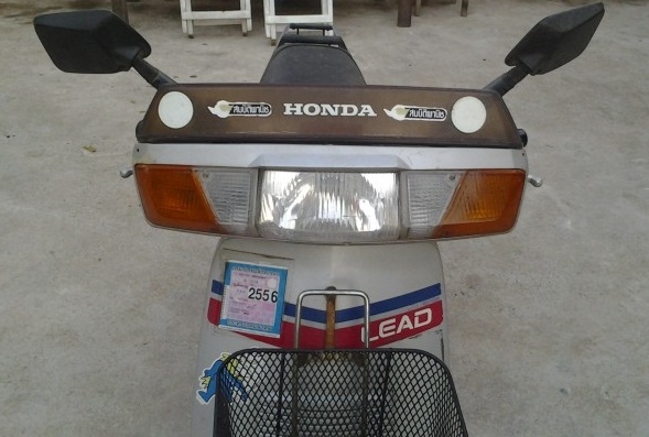 ต้องการซื้อคาร์บู Honda Lead125