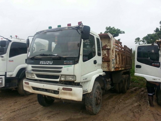 รถอีซูซุ 10 ล้อดั้ม 270 แรงม้า. ปี 50 ( มีขาย 3 คัน. ) สนใจติดต่อ 081 - 6079515 รถอีซูซุ 10 ล้อดั้ม 270 แรงม้า. ปี 50 ( มีขาย 3 คัน. ) สนใจติดต่อ 081 - 6079515