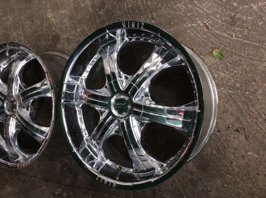 ขายล้อ Touchdown ขอบ20 โครเมี่ยม 6รู สวยๆถูกๆครับ