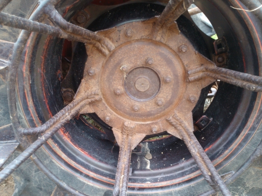 ขายรถไถ คูโบต้า L45 พร้อมผานดันแท้ตราช้างและโรตารี่ 1.8 ใบเต็มตราช้าง พร้อมล้อเหล็กกันติด ชั่วโมงการทำงาน 1400 ชั่วโมง ขายรถไถ คูโบต้า L45 พร้อมผานดันแท้ตราช้างและโรตารี่ 1.8 ใบเต็มตราช้าง พร้อมล้อเหล็กกันติด ชั่วโมงการทำงาน 1400 ชั่วโมง