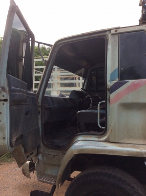 ขายISUZU Rocky 195แรงแท้ เครื่องดี ครัทซีสวย หัวผุพื้นนิดหน่อย เดิมๆบาง รถขับดีใช้งานปรกติ ขาย 750,000 บาท