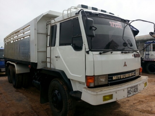 ขายMITSUBISHI FN527M-A เครื่อง6D16 พ.เพาเวอร์ เบรกทิฟฟี่ 195แรง โลฮาย10สปีด แอร์เย็น เอกสารพร้อมโอน สนใจโทร 090-8588220คุณนะ