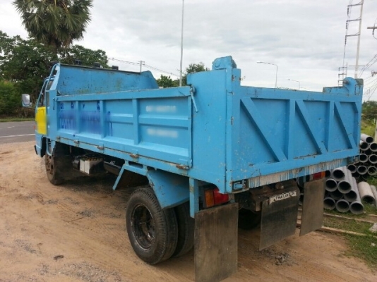 ขายรถดั้ม ISUZU NKR110แรง เครื่องดี แคชซีสวย กระบะดั้มดี ยางดี ภายในสวย เอกสารพร้อมโอน สนใจโทร 090-8588220คุณนะ