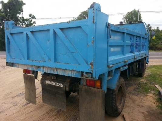 ขายรถดั้ม ISUZU NKR110แรง เครื่องดี แคชซีสวย กระบะดั้มดี ยางดี ภายในสวย เอกสารพร้อมโอน สนใจโทร 090-8588220คุณนะ